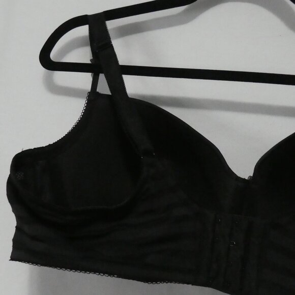 DEESSE LINGERIE | 42 DD | Black and Grey Striped Full Coverage Bra | Underwire - Picture 11 of 16